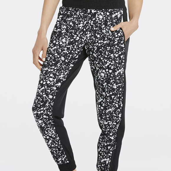 Fabletics Pants - Fabletics Anguilla Paint Splatter Print Jogger NWT